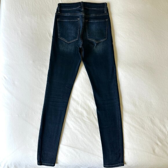 VERVET Slim Jeans - Picture 4 of 10